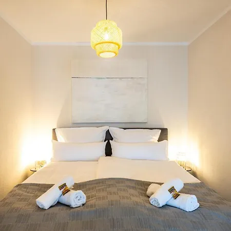 Ahrperle-modernes Apartment-balkon-kurviertel * Bad Neuenahr-Ahrweiler