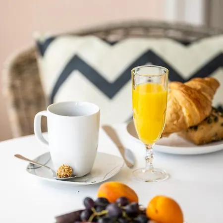 Ahrperle-modernes Apartment-balkon-kurviertel *