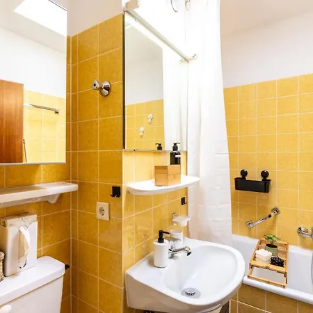 Ahrperle-modernes Apartment-balkon-kurviertel Bad Neuenahr-Ahrweiler